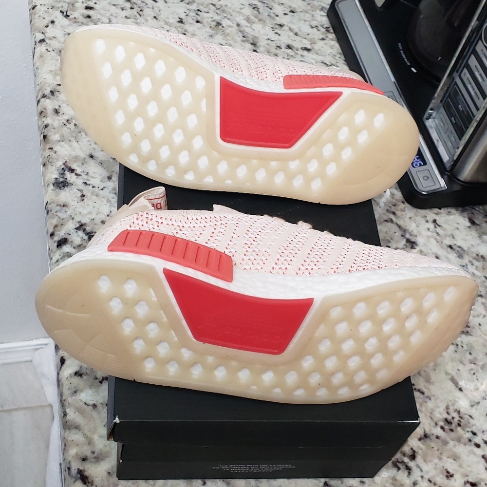 Adidas NMD R1 - Picture 3 of 3
